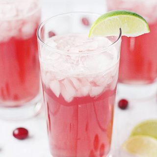 Absolutely Delicious Very Berry Mocktail - Half-Scratched