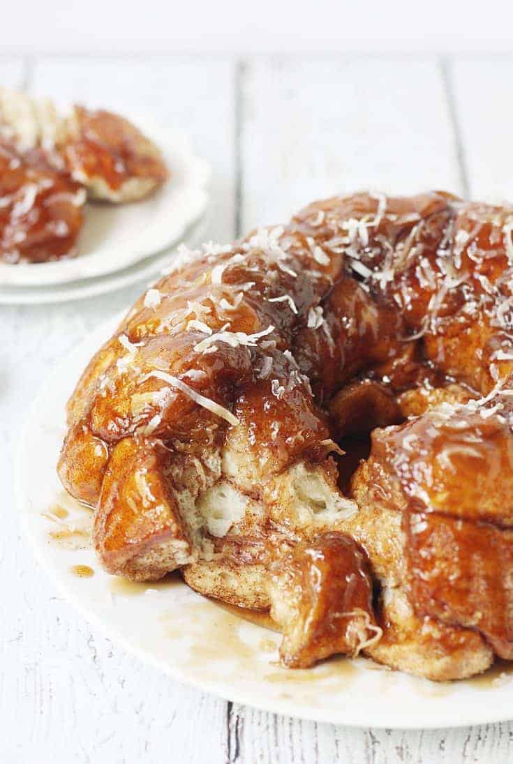 Easy Cinnamon Caramel Monkey Bread