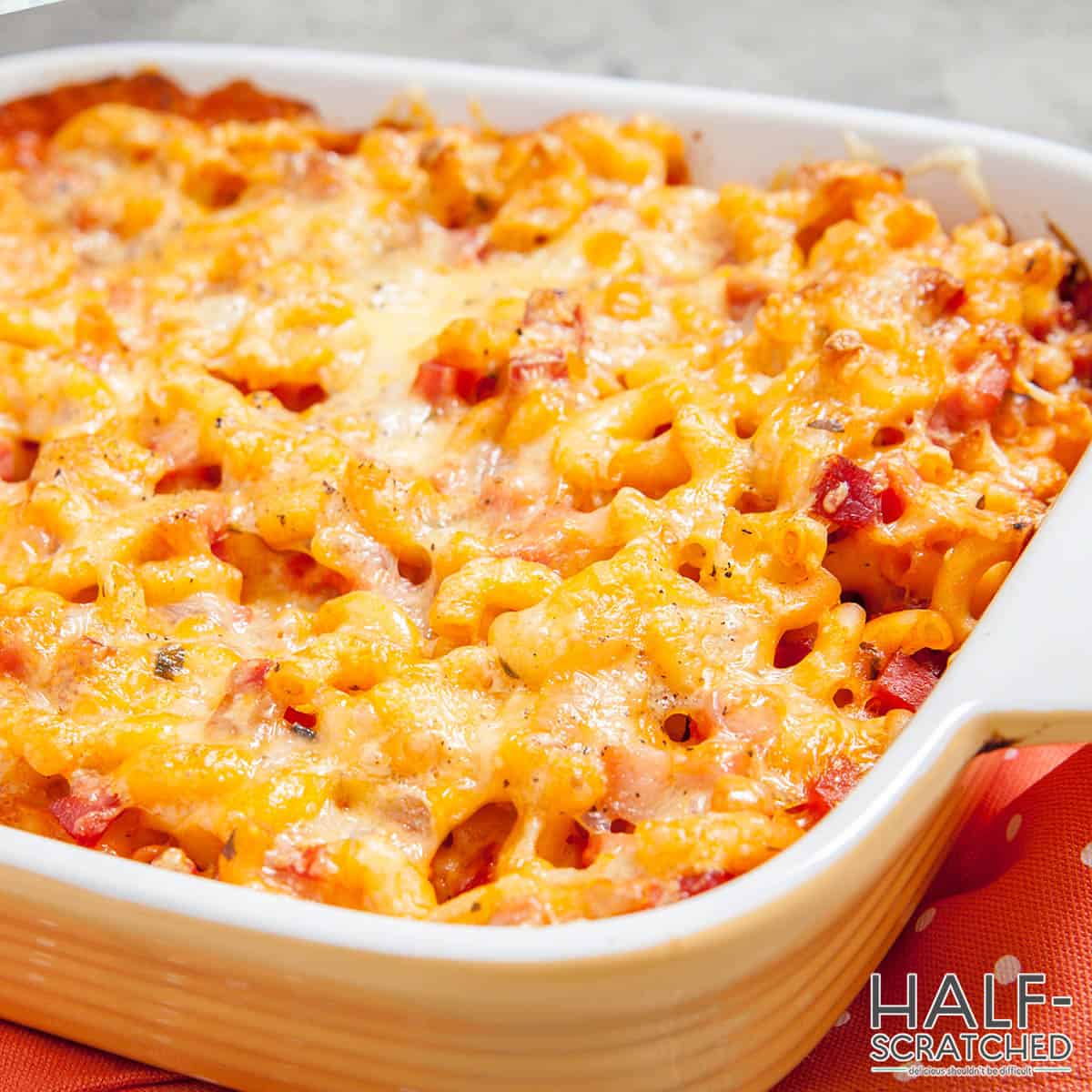 Mac and cheese with ham